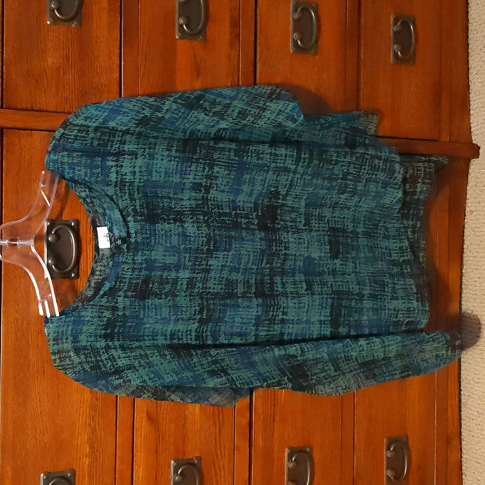 CAbi Easy Fit Top